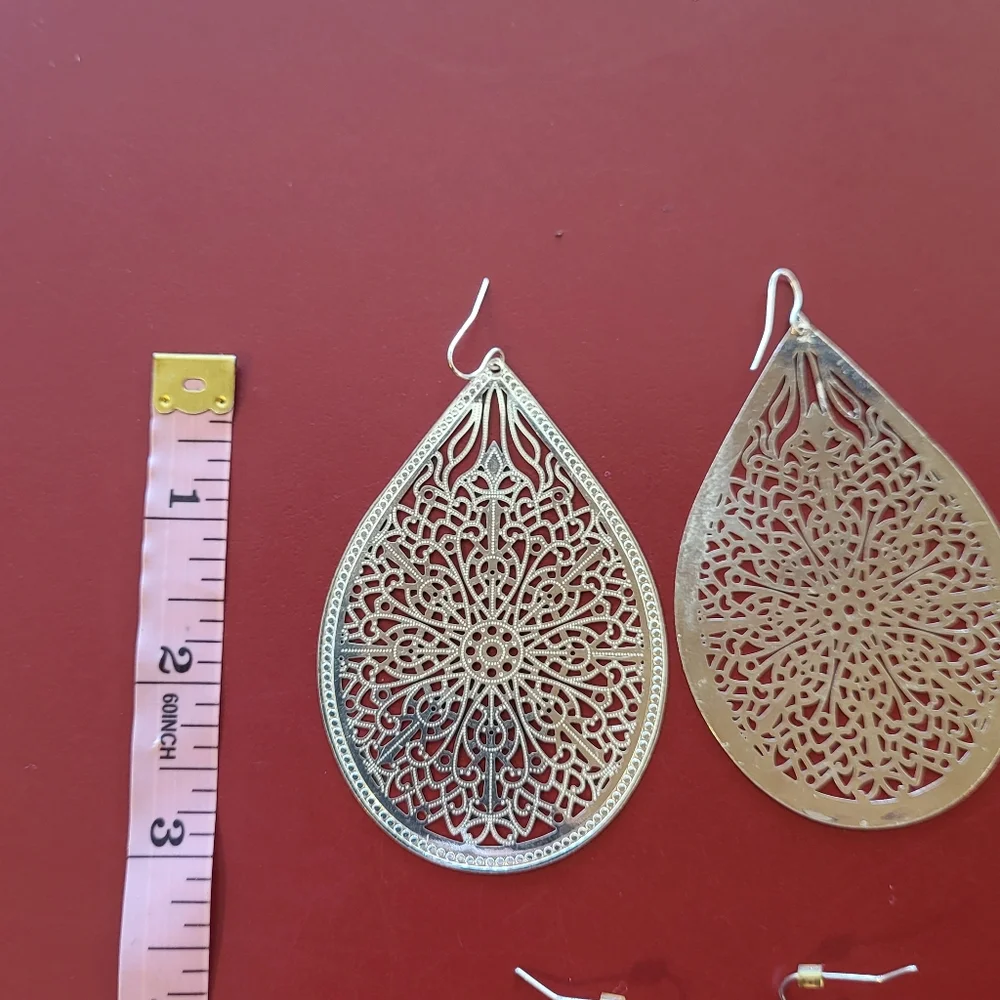 Lot Of 2 Silver Toned Drop Dangle Earrings Round Teardrop Costume Jewelry